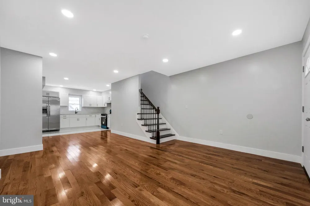 1119 THOMAS STREET Chester, PA 19013