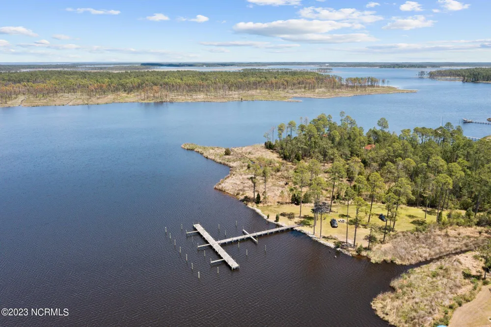 15 Paradox Point Drive Aurora, NC 27806