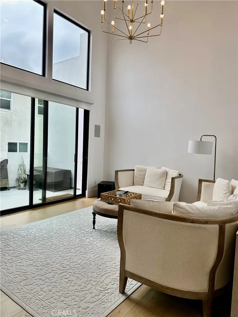 2621 Gates Avenue #B Redondo Beach, CA 90278
