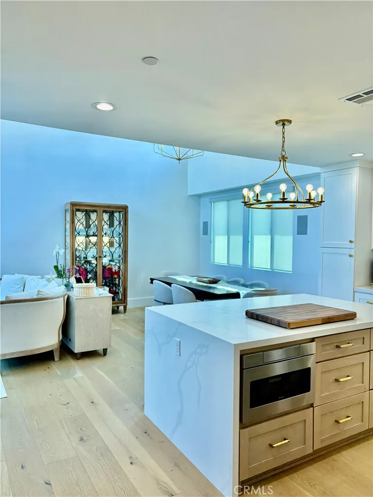2621 Gates Avenue #B Redondo Beach, CA 90278