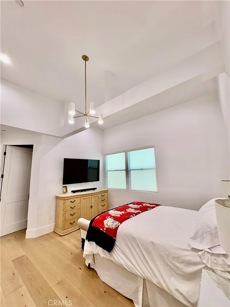 2621 Gates Avenue #B Redondo Beach, CA 90278