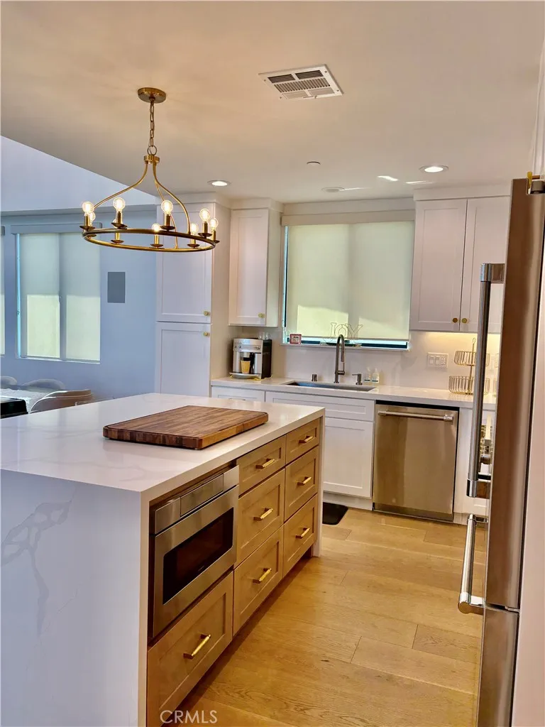 2621 Gates Avenue #B Redondo Beach, CA 90278
