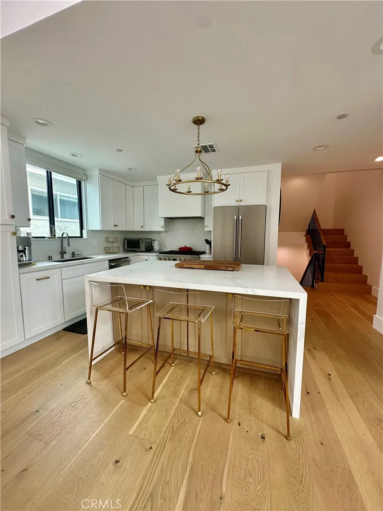 2621 Gates Avenue #B Redondo Beach, CA 90278