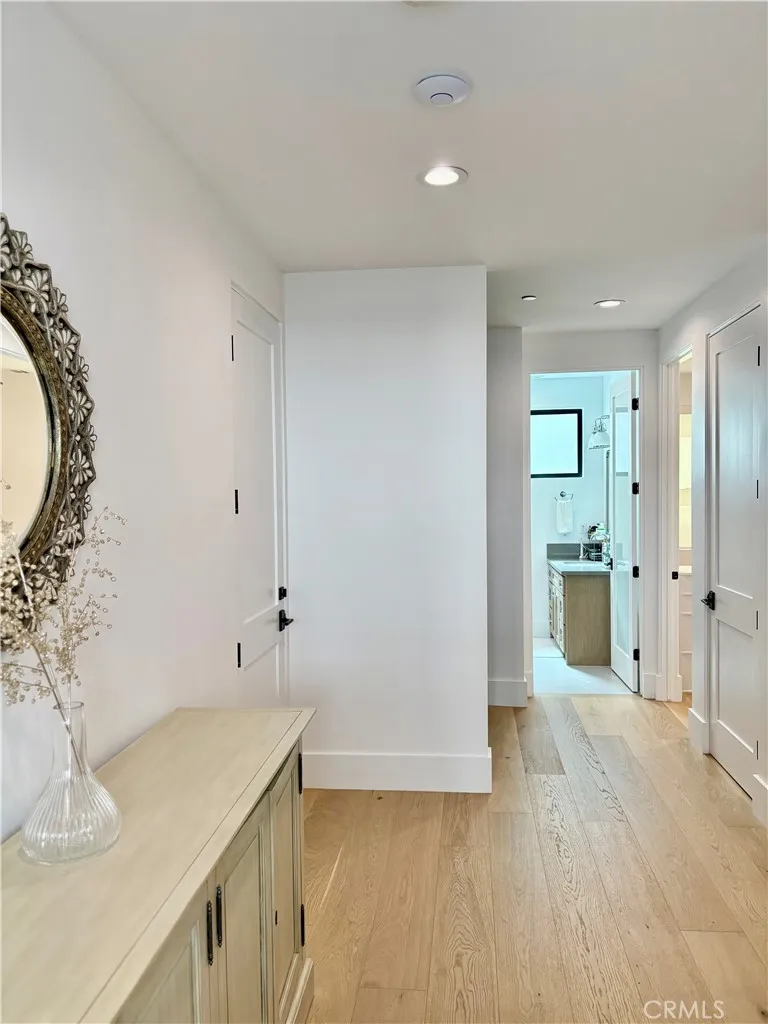2621 Gates Avenue #B Redondo Beach, CA 90278