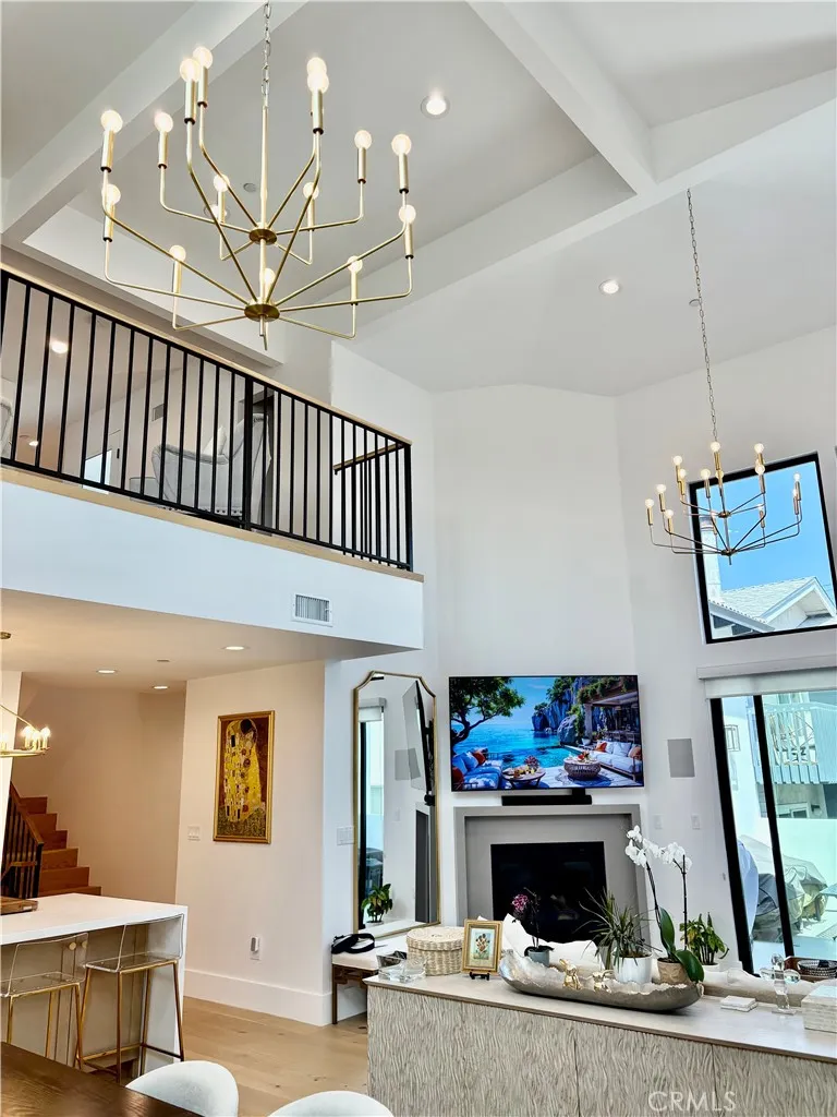 2621 Gates Avenue #B Redondo Beach, CA 90278