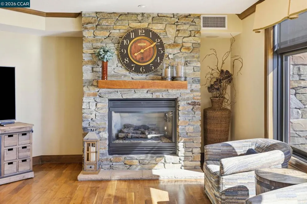 6750 Lake Blvd #1G Tahoe Vista, CA 96148