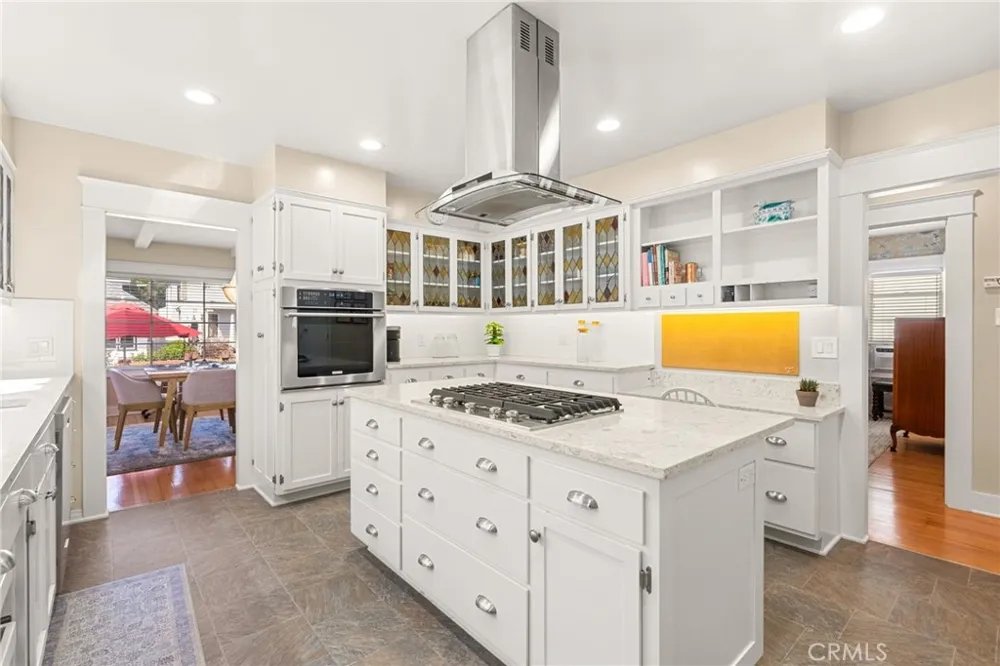 36 19th Street Hermosa Beach, CA 90254