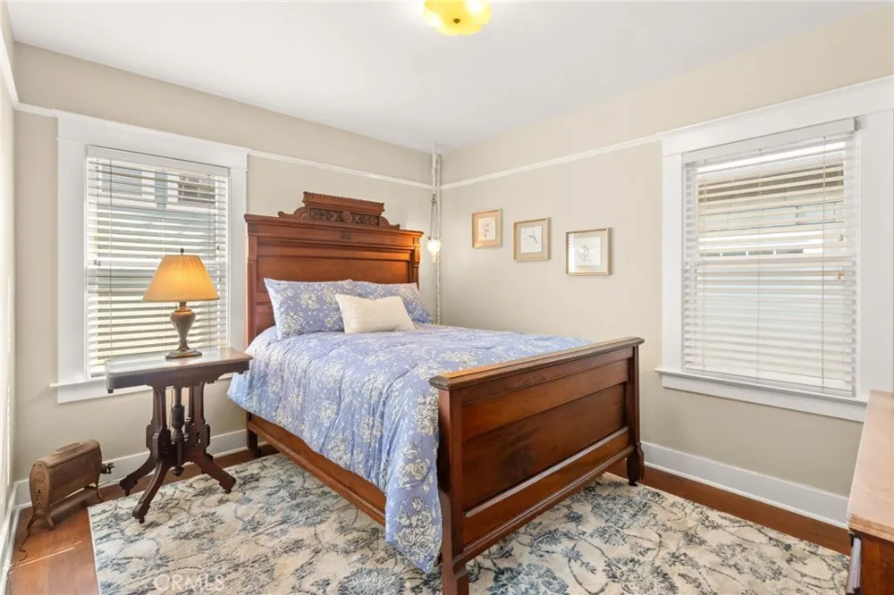 36 19th Street Hermosa Beach, CA 90254