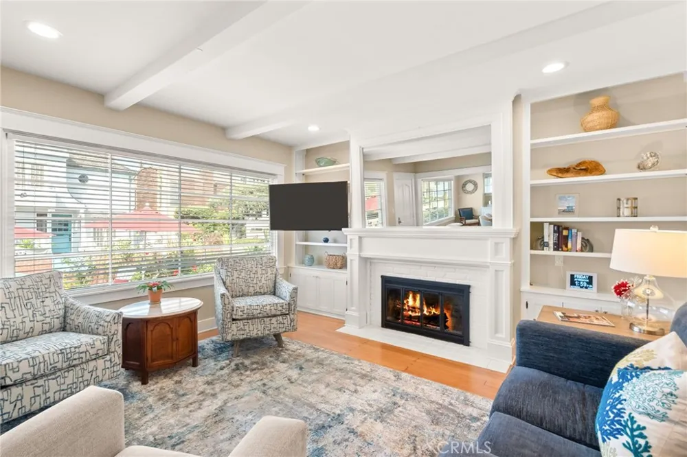 36 19th Street Hermosa Beach, CA 90254