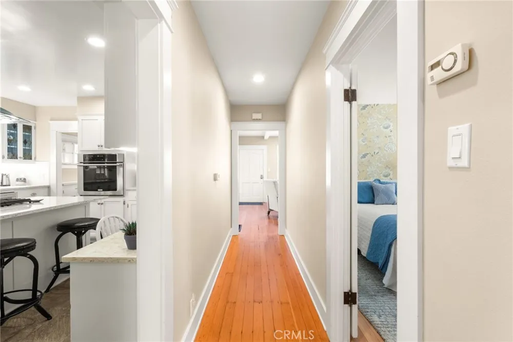 36 19th Street Hermosa Beach, CA 90254