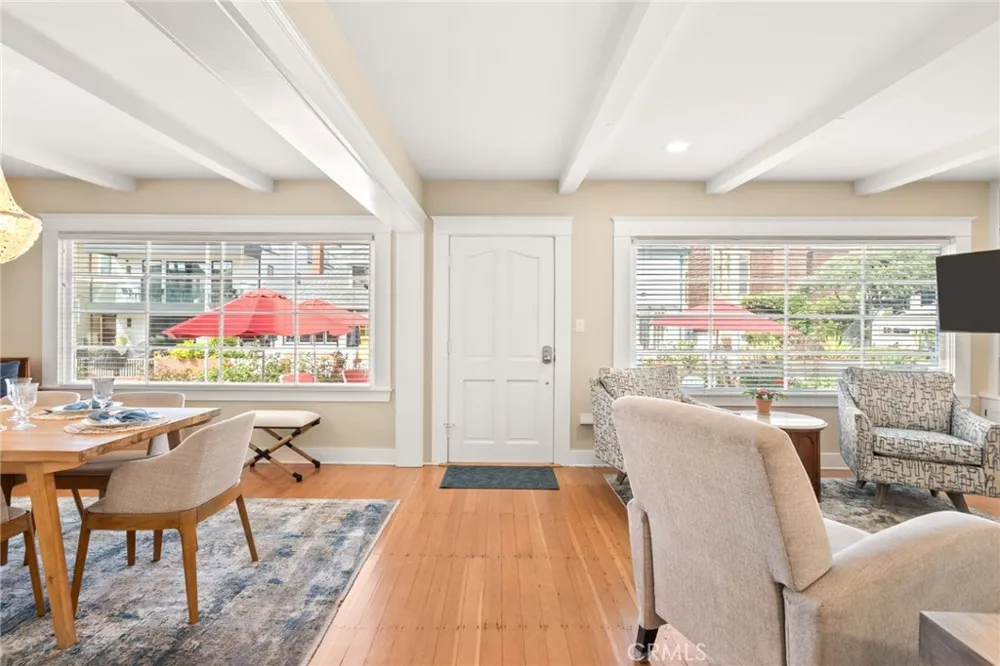 36 19th Street Hermosa Beach, CA 90254