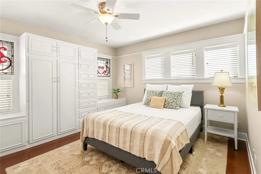 36 19th Street Hermosa Beach, CA 90254