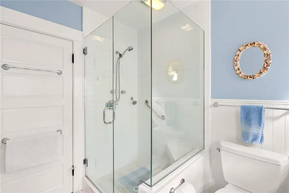 36 19th Street Hermosa Beach, CA 90254