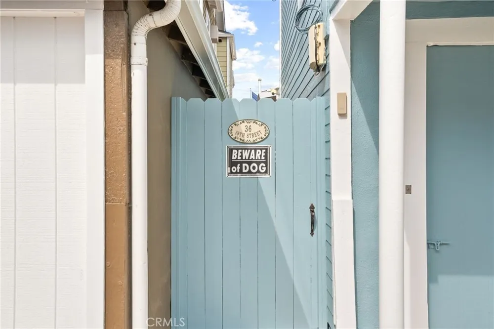 36 19th Street Hermosa Beach, CA 90254