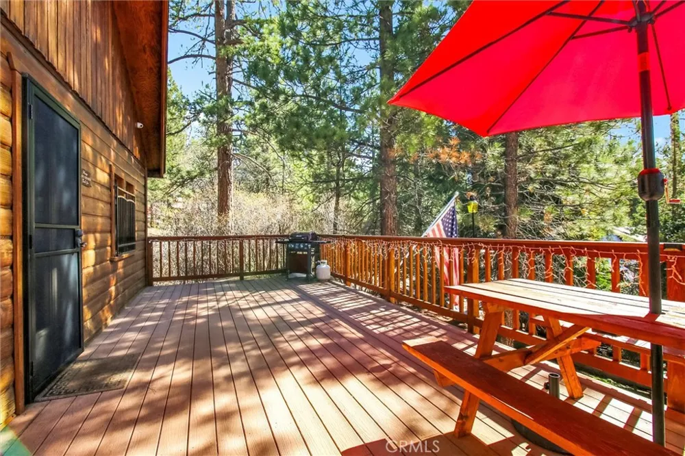 39222 Arapahoe Road Fawnskin, CA 92333