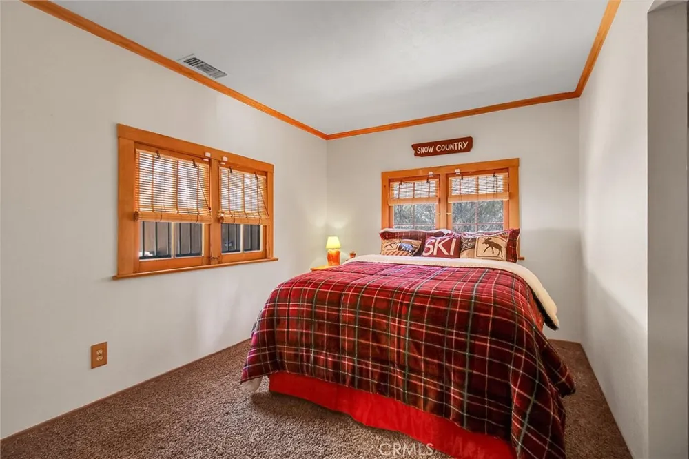 39222 Arapahoe Road Fawnskin, CA 92333