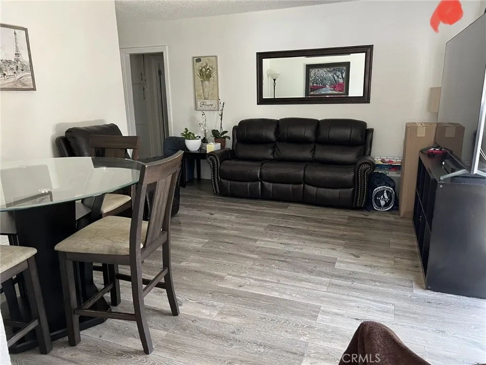 722 S Sycamore Rialto, CA 92376