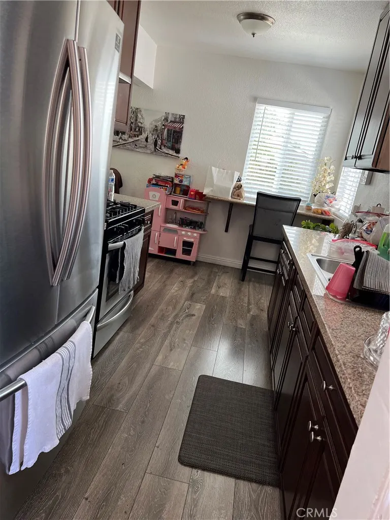 722 S Sycamore Rialto, CA 92376