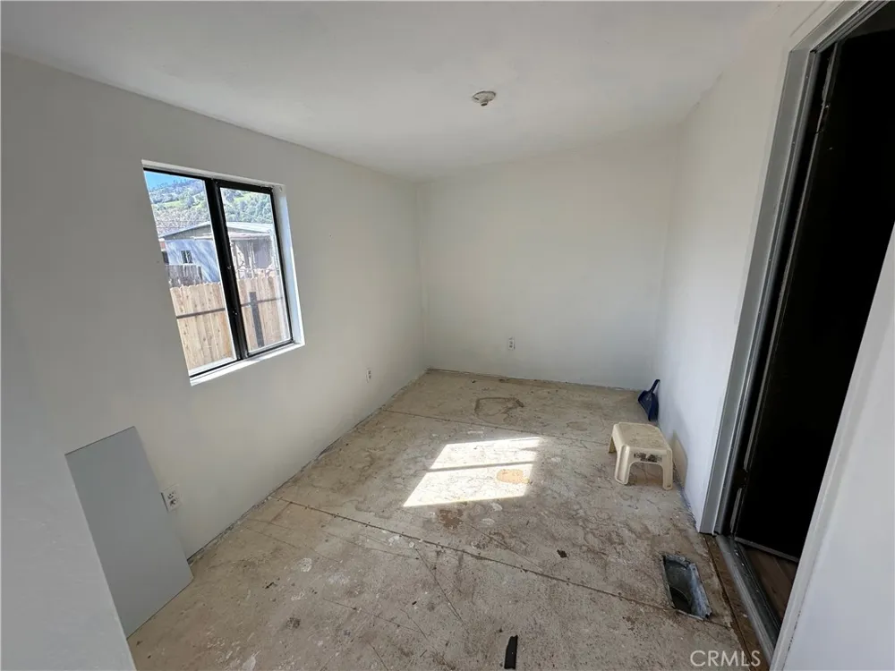 12880 4th Clearlake Oaks, CA 95423