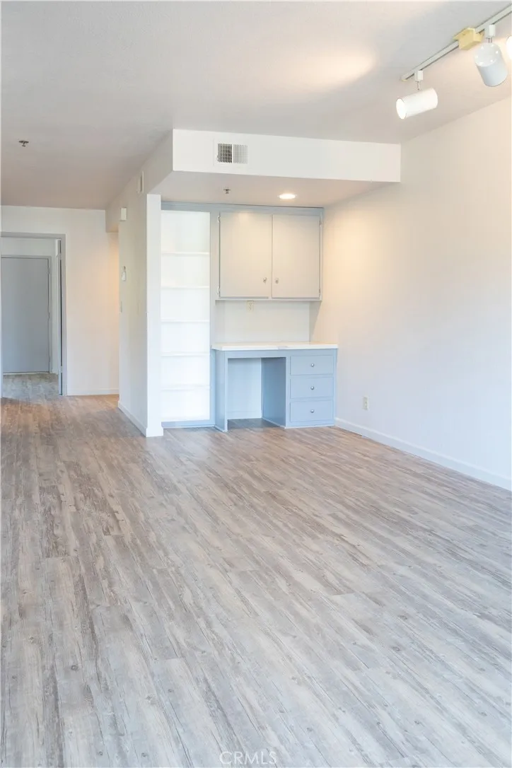 1239 E Foothill Boulevard #207 San Luis Obispo, CA 93405