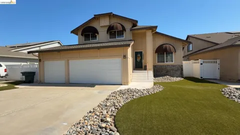 1835 Dolphin Ct