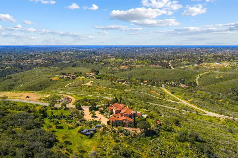 19557 Fortuna Del Este Other, CA 92029