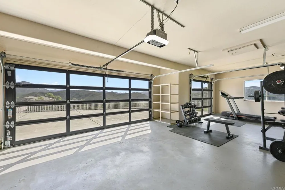 2852 Conestoga Court Alpine, CA 91901