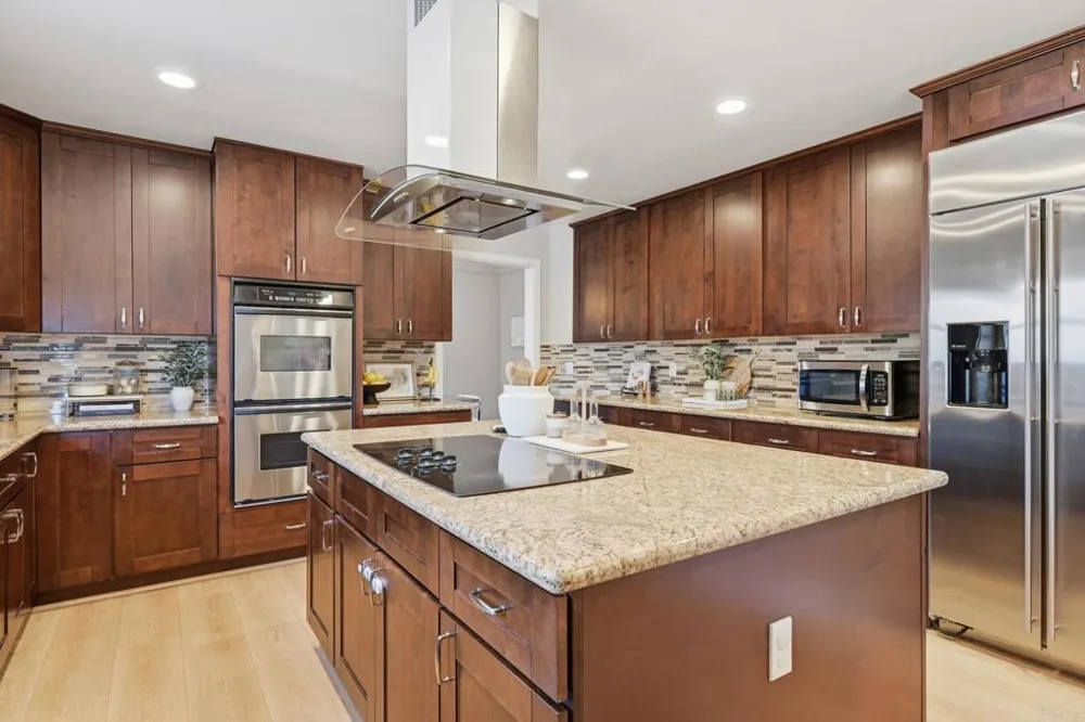 2852 Conestoga Court Alpine, CA 91901