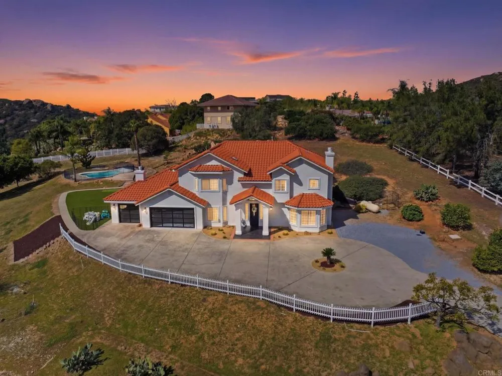 2852 Conestoga Court Alpine, CA 91901