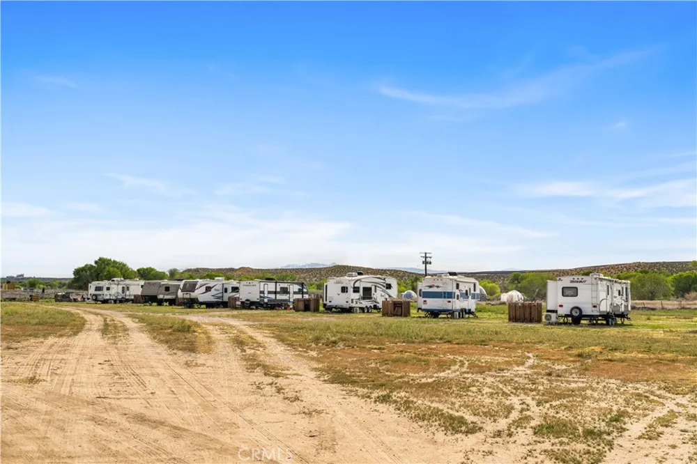 14433 Roy Rogers Ranch Oro Grande, CA 92368