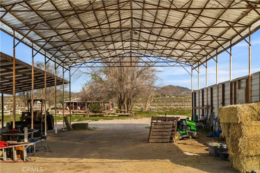 14433 Roy Rogers Ranch Oro Grande, CA 92368