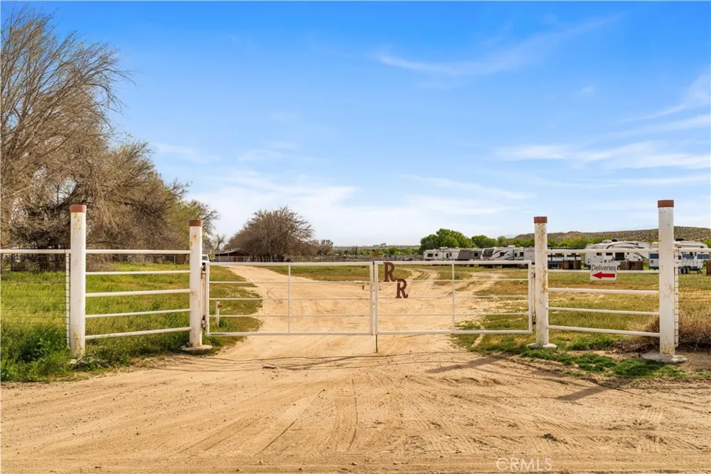 14433 Roy Rogers Ranch Oro Grande, CA 92368