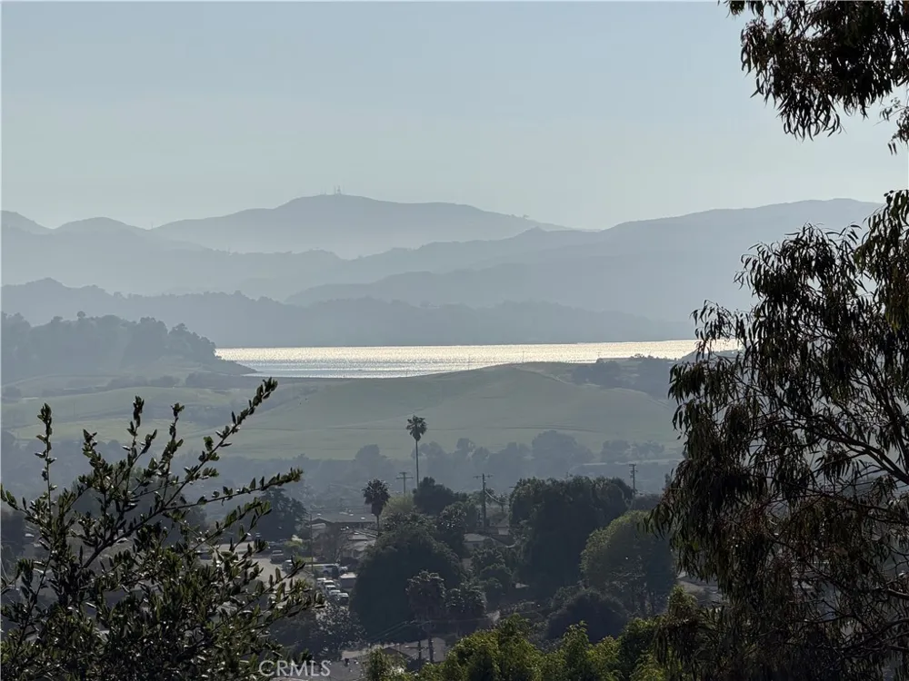 11146 Ventura Ojai, CA 93023
