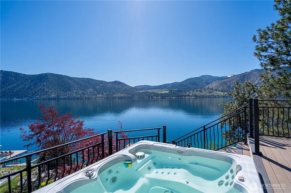 61 Washut Lane Manson, WA 98831