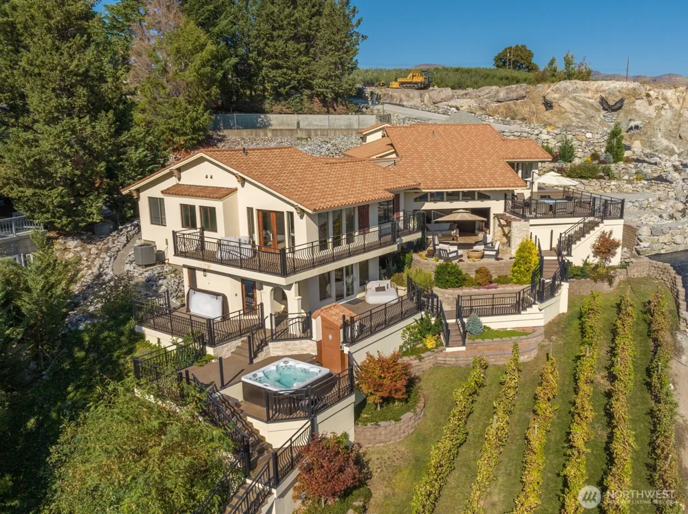 61 Washut Lane Manson, WA 98831