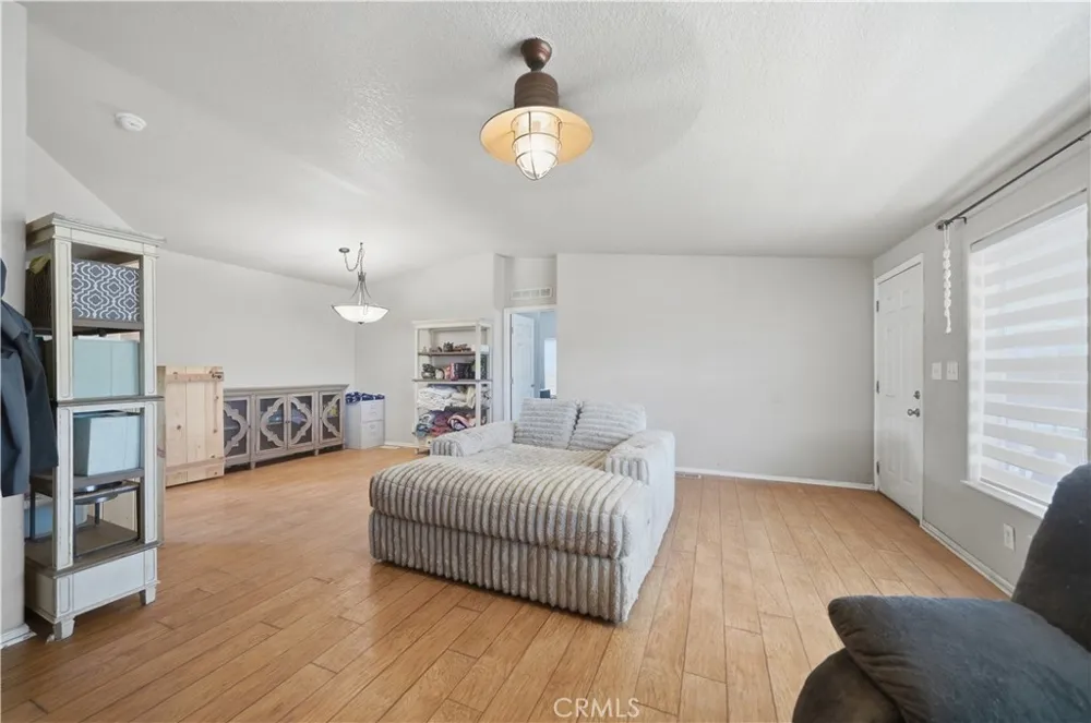53985 Robin Aguanga, CA 92536