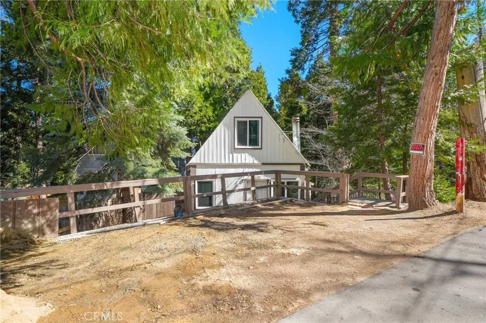 26220 Boulder Twin Peaks, CA 92391