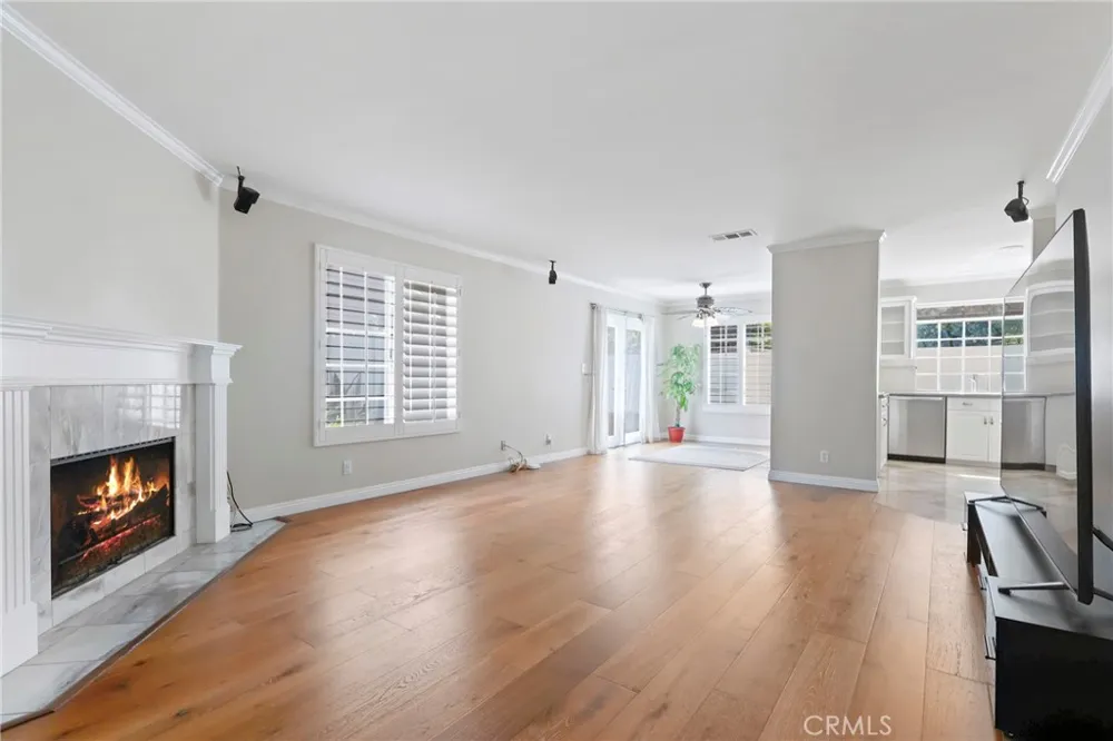 3327 California Avenue Signal Hill, CA 90755