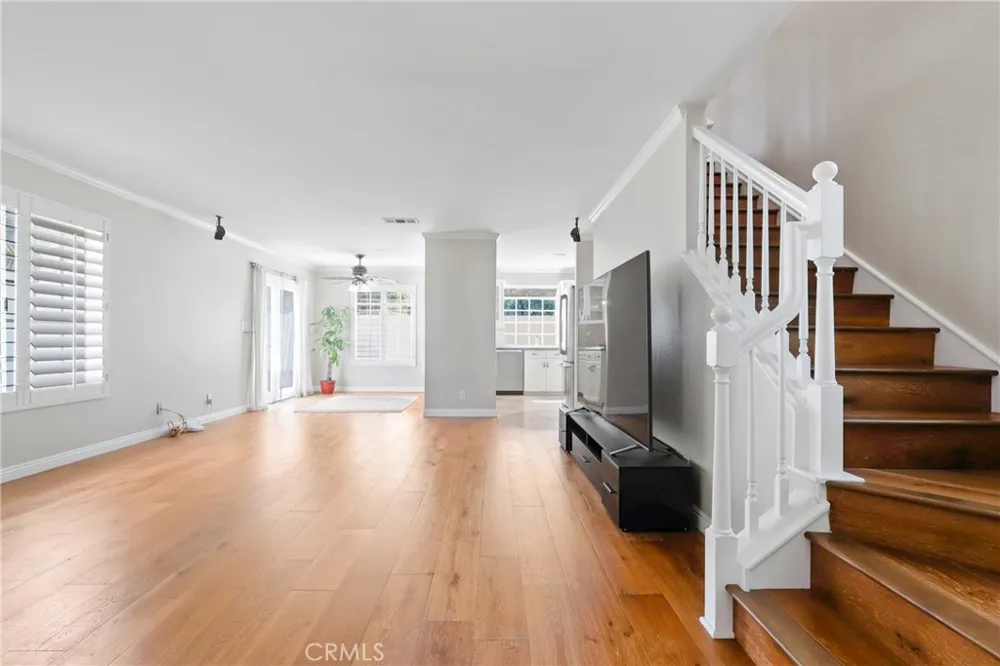 3327 California Avenue Signal Hill, CA 90755