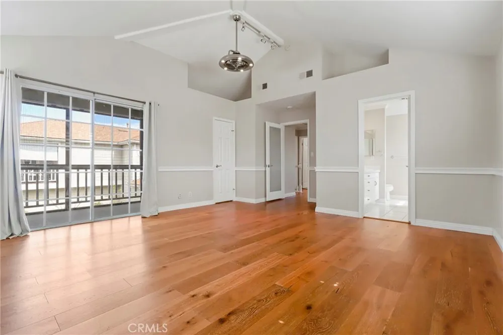 3327 California Avenue Signal Hill, CA 90755
