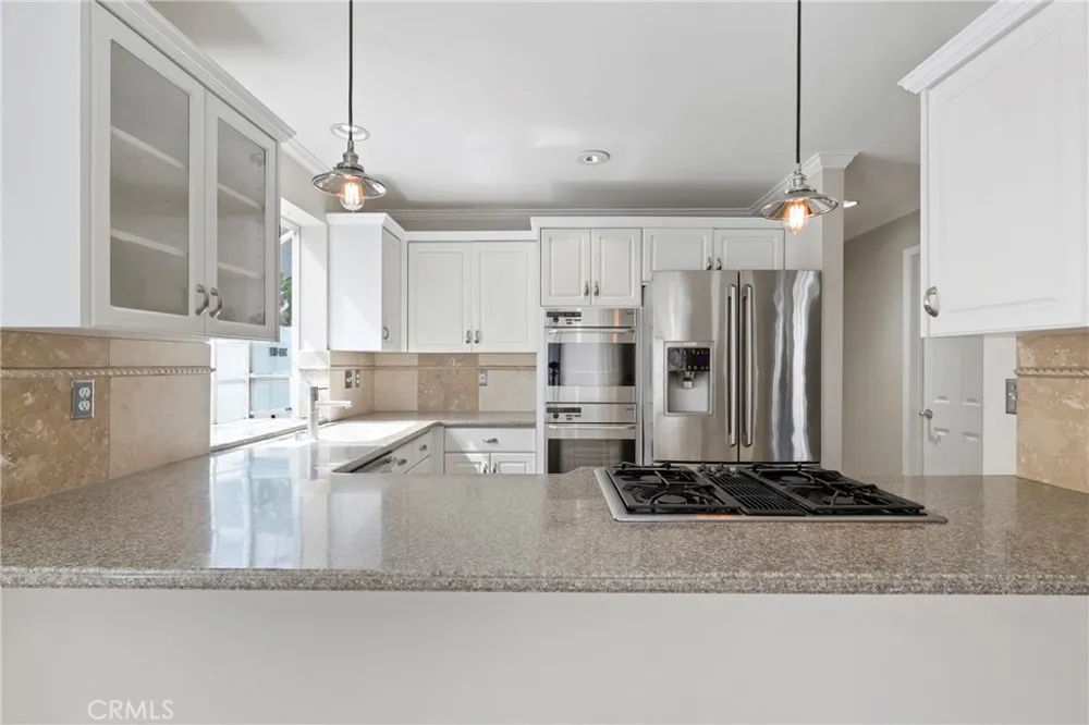 3327 California Avenue Signal Hill, CA 90755