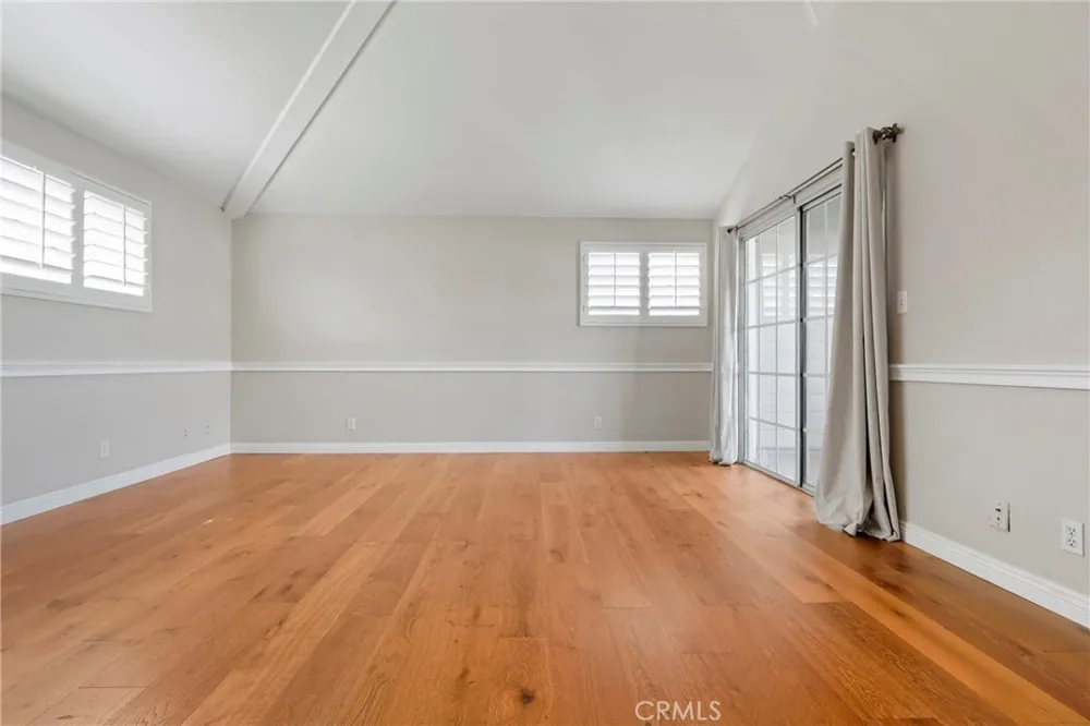 3327 California Avenue Signal Hill, CA 90755