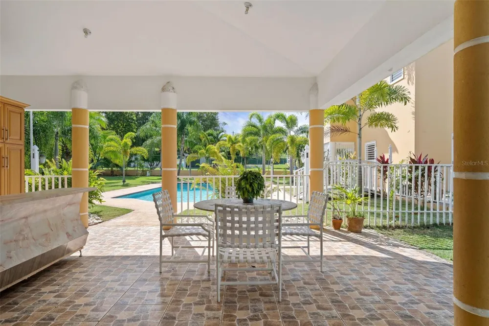 HACIENDA LAS PALMA TIERRAS NUEVAS Manati, PR 00674