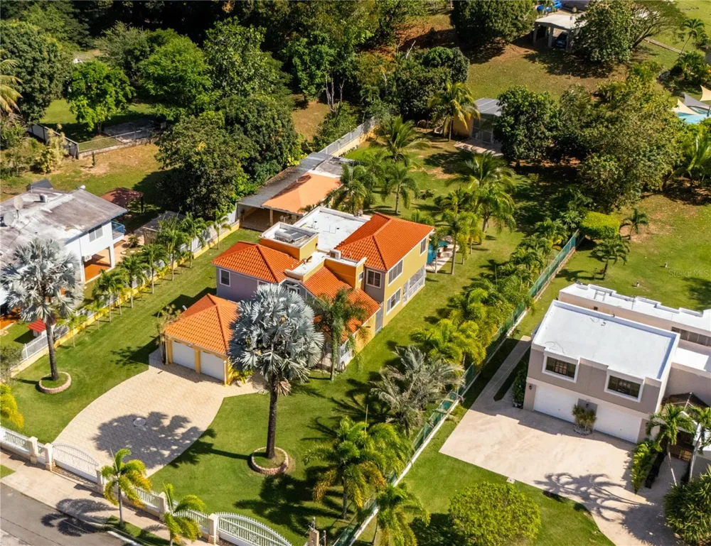 HACIENDA LAS PALMA TIERRAS NUEVAS Manati, PR 00674