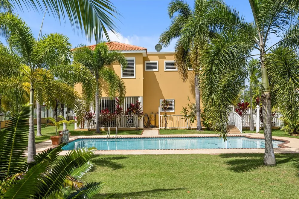 HACIENDA LAS PALMA TIERRAS NUEVAS Manati, PR 00674