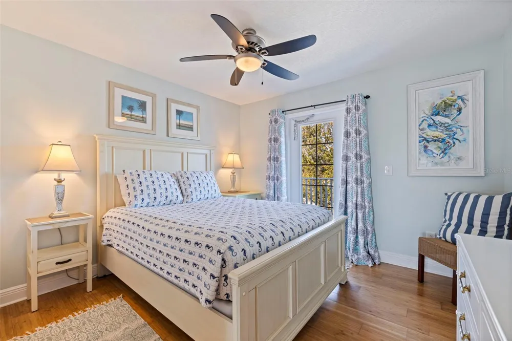 5429 ESSEX AVENUE S Gulfport, FL 33707