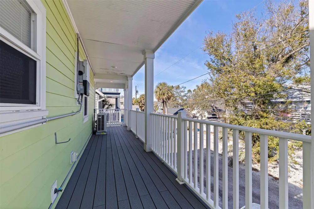5429 ESSEX AVENUE S Gulfport, FL 33707