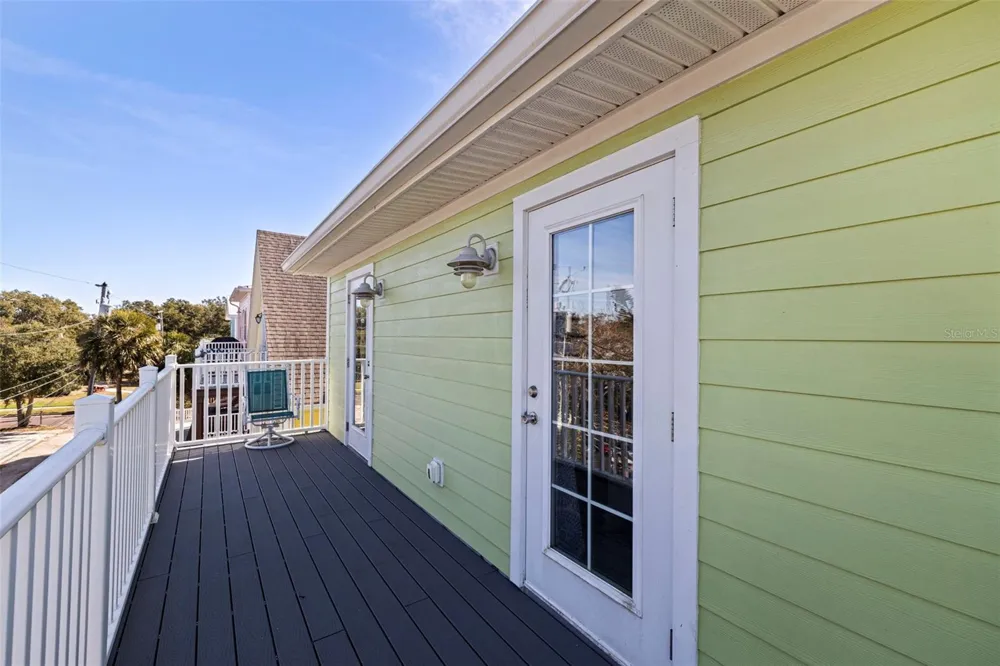 5429 ESSEX AVENUE S Gulfport, FL 33707