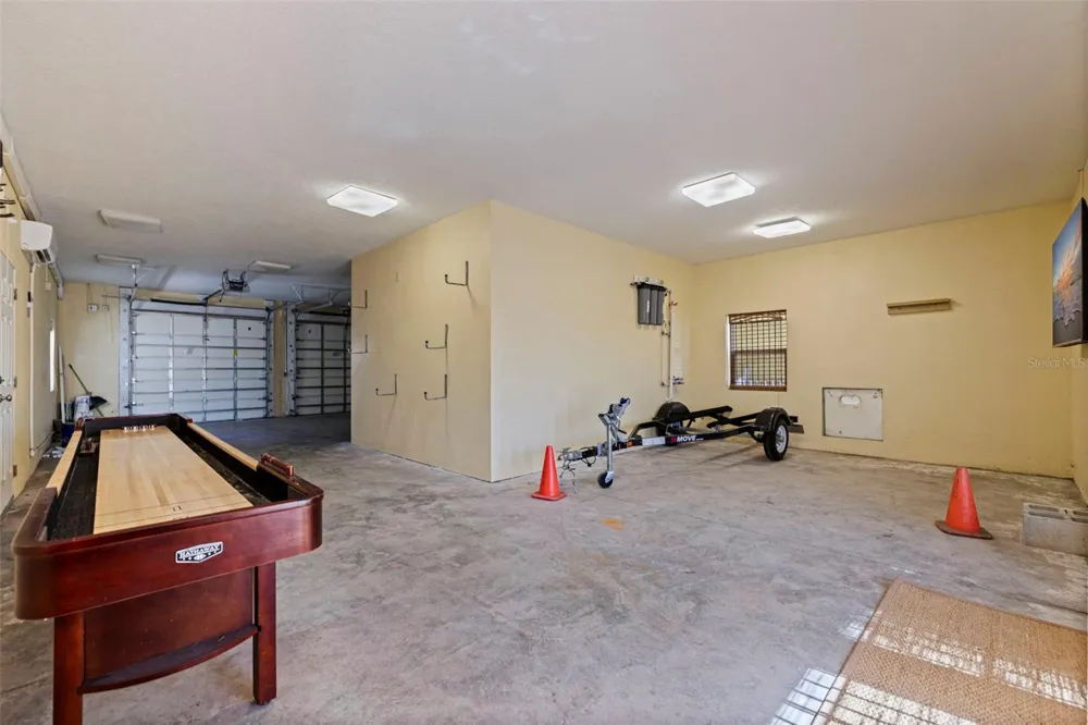 5429 ESSEX AVENUE S Gulfport, FL 33707
