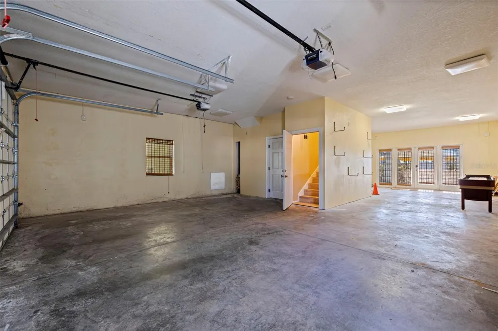 5429 ESSEX AVENUE S Gulfport, FL 33707